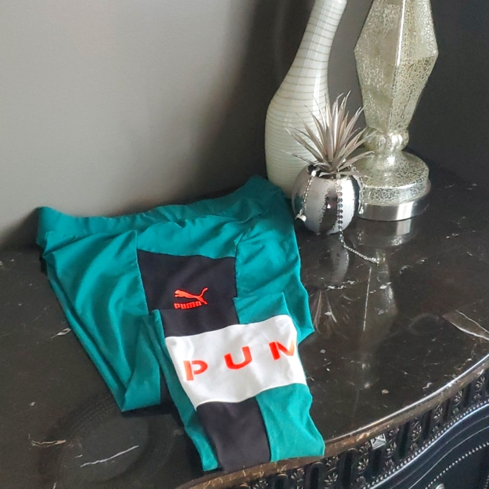 Athletic wear